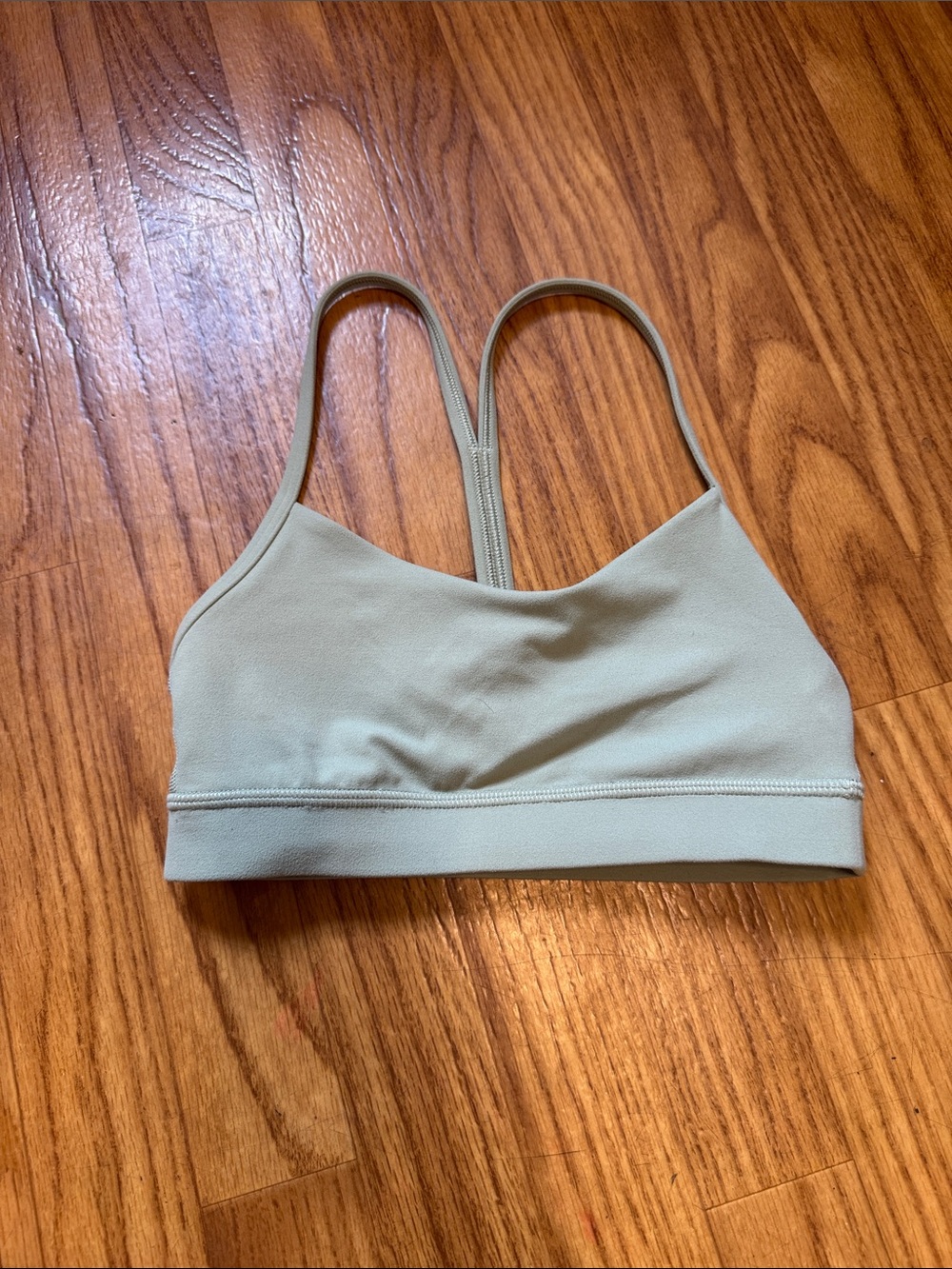 Lululemon - Nulu Y Bra fog green